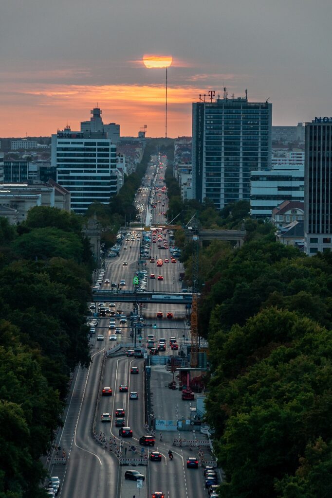 road, city, traffic-8429770.jpg